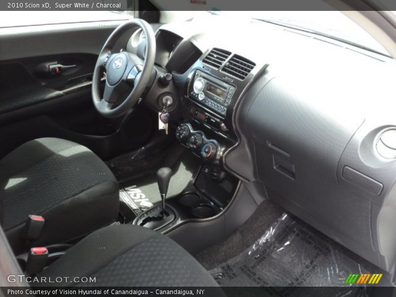 Super White / Charcoal 2010 Scion xD