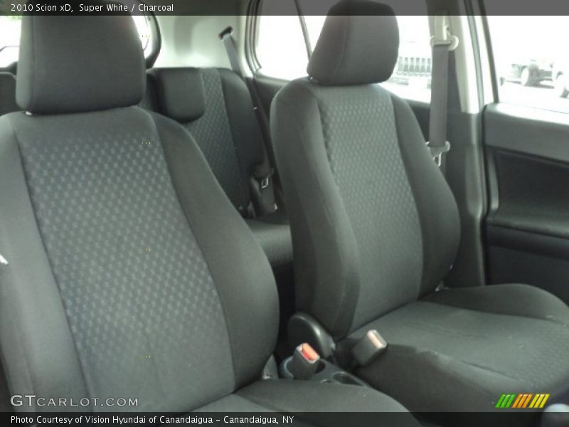 Super White / Charcoal 2010 Scion xD
