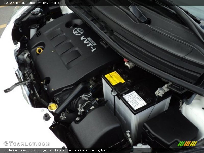 Super White / Charcoal 2010 Scion xD