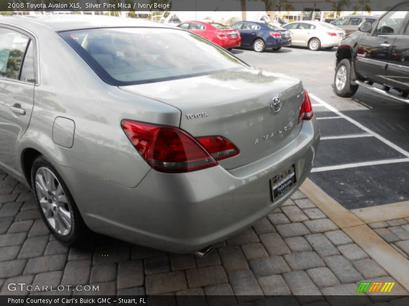 Silver Pine Mica / Ivory Beige 2008 Toyota Avalon XLS