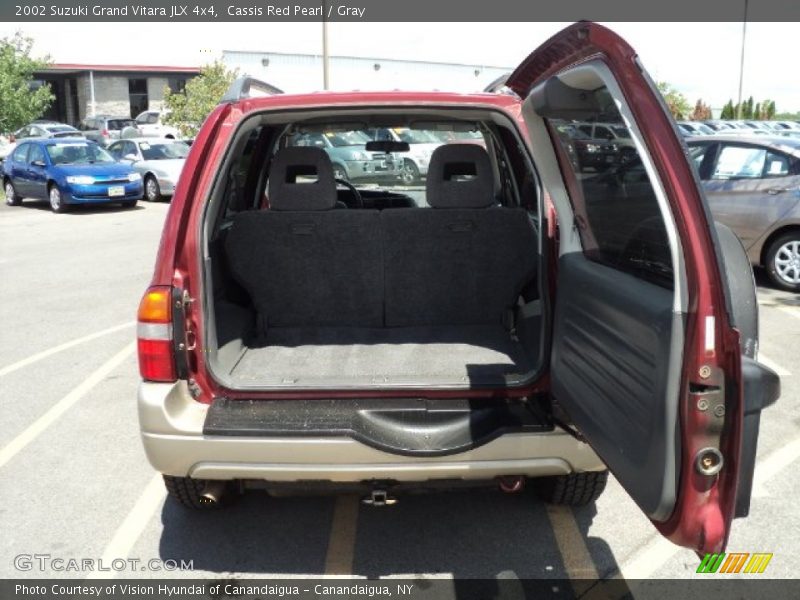 Cassis Red Pearl / Gray 2002 Suzuki Grand Vitara JLX 4x4