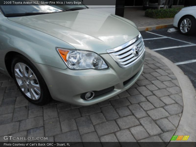 Silver Pine Mica / Ivory Beige 2008 Toyota Avalon XLS