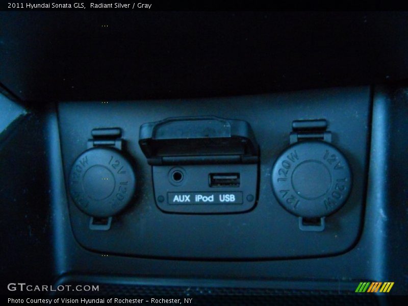 Radiant Silver / Gray 2011 Hyundai Sonata GLS
