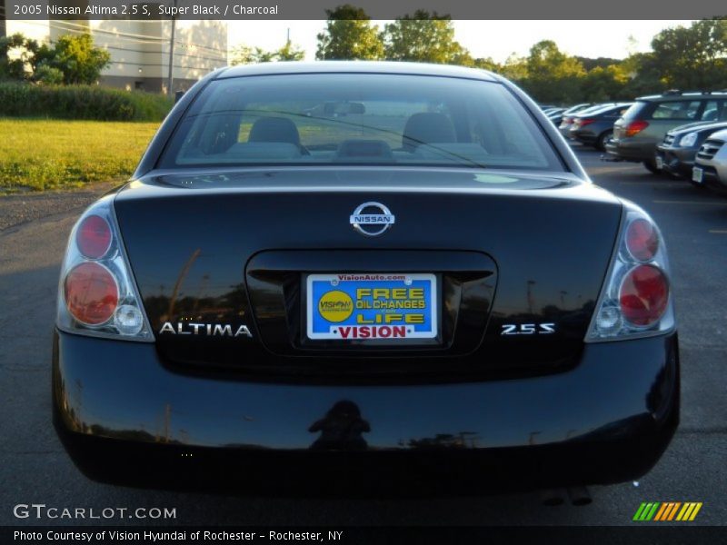 Super Black / Charcoal 2005 Nissan Altima 2.5 S