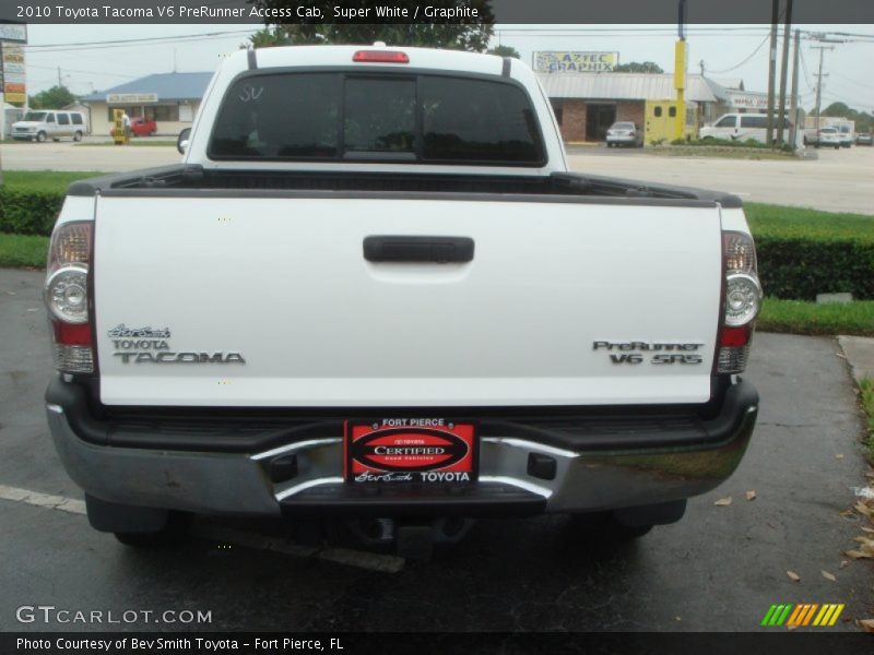 Super White / Graphite 2010 Toyota Tacoma V6 PreRunner Access Cab