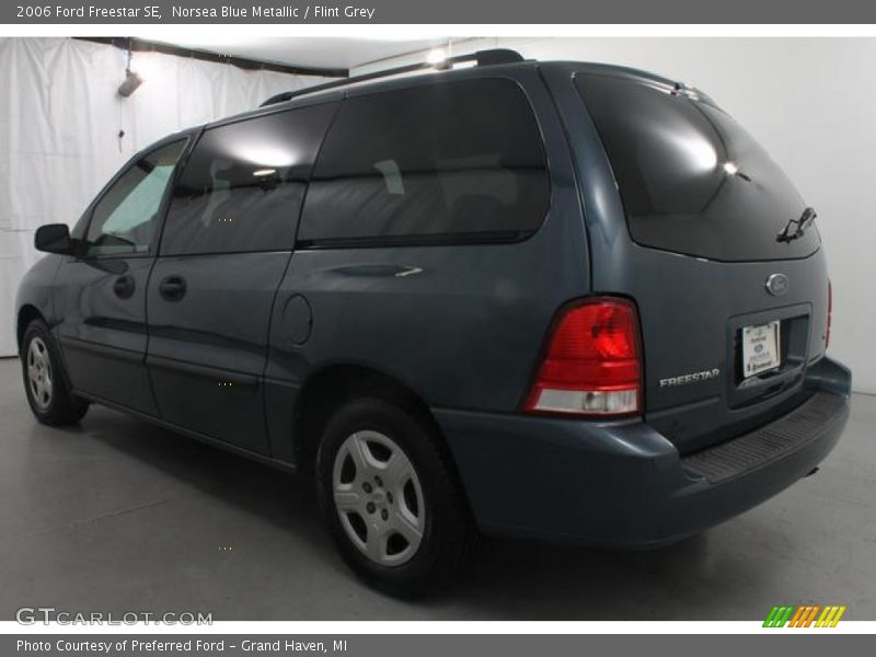 Norsea Blue Metallic / Flint Grey 2006 Ford Freestar SE