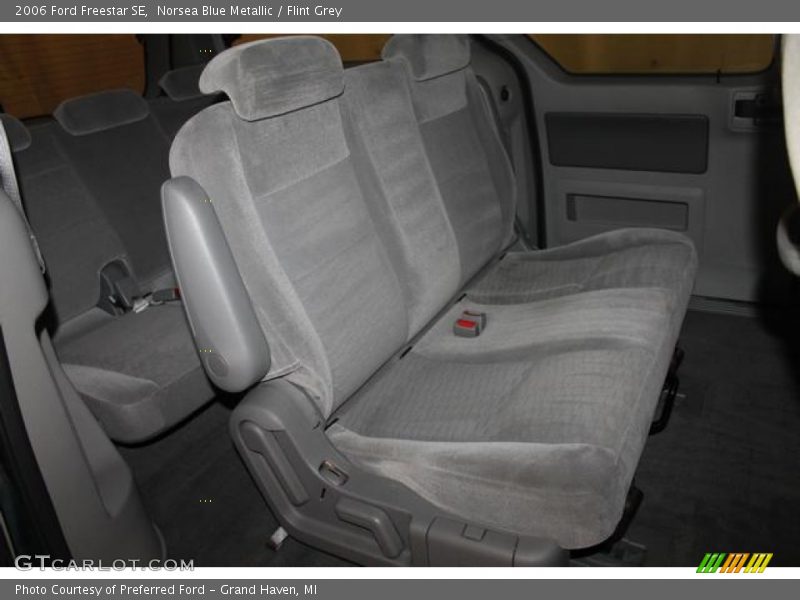 Norsea Blue Metallic / Flint Grey 2006 Ford Freestar SE