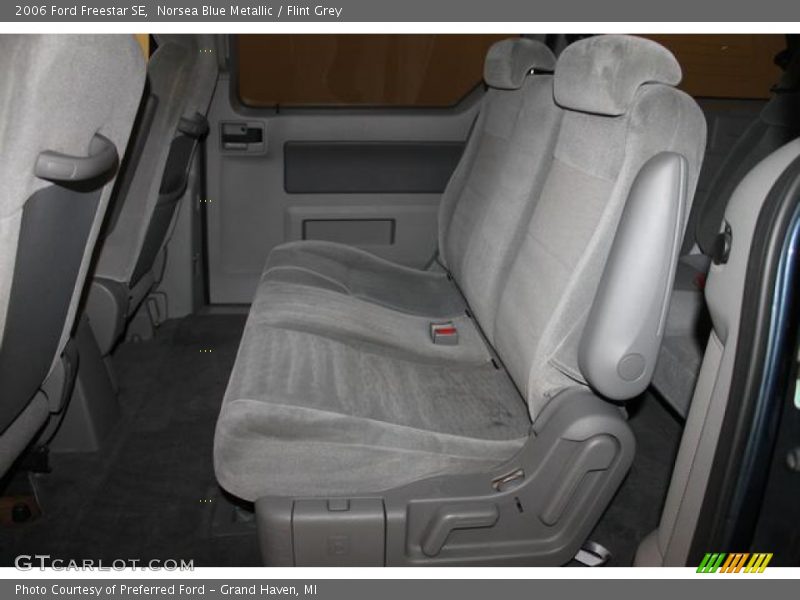 Norsea Blue Metallic / Flint Grey 2006 Ford Freestar SE