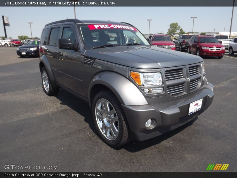 Mineral Gray Metallic / Dark Slate Gray 2011 Dodge Nitro Heat