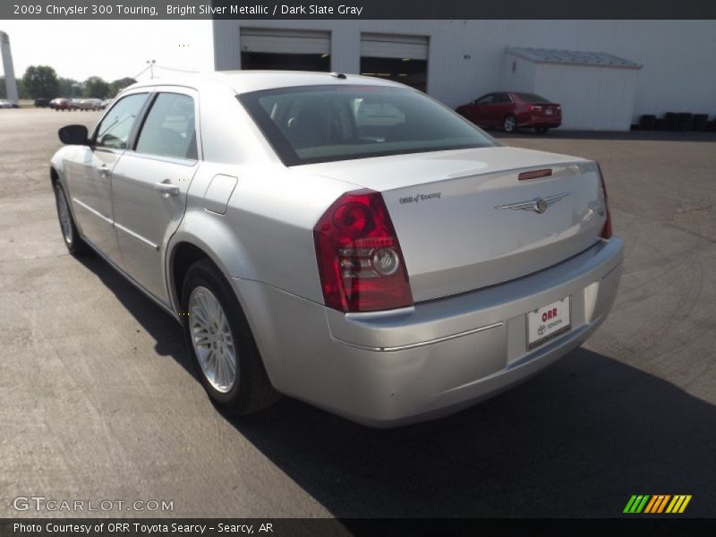 Bright Silver Metallic / Dark Slate Gray 2009 Chrysler 300 Touring