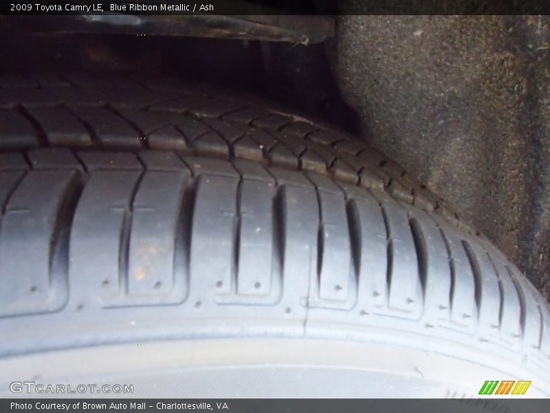 Blue Ribbon Metallic / Ash 2009 Toyota Camry LE