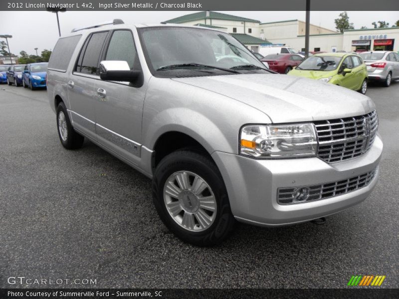 Ingot Silver Metallic / Charcoal Black 2012 Lincoln Navigator L 4x2