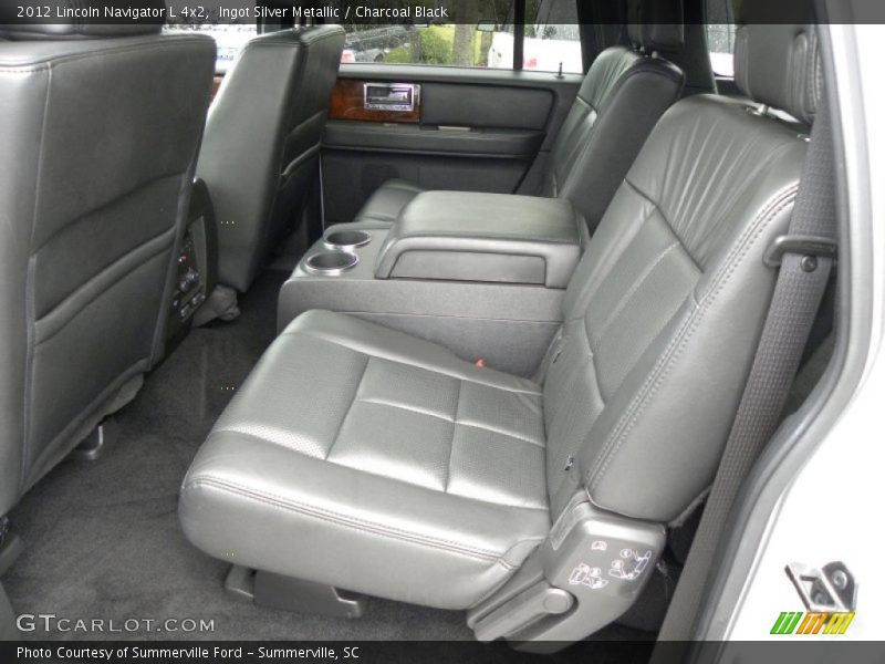  2012 Navigator L 4x2 Charcoal Black Interior