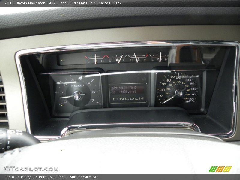  2012 Navigator L 4x2 L 4x2 Gauges