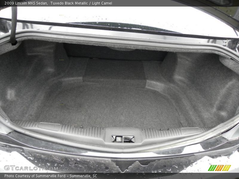 Tuxedo Black Metallic / Light Camel 2009 Lincoln MKS Sedan