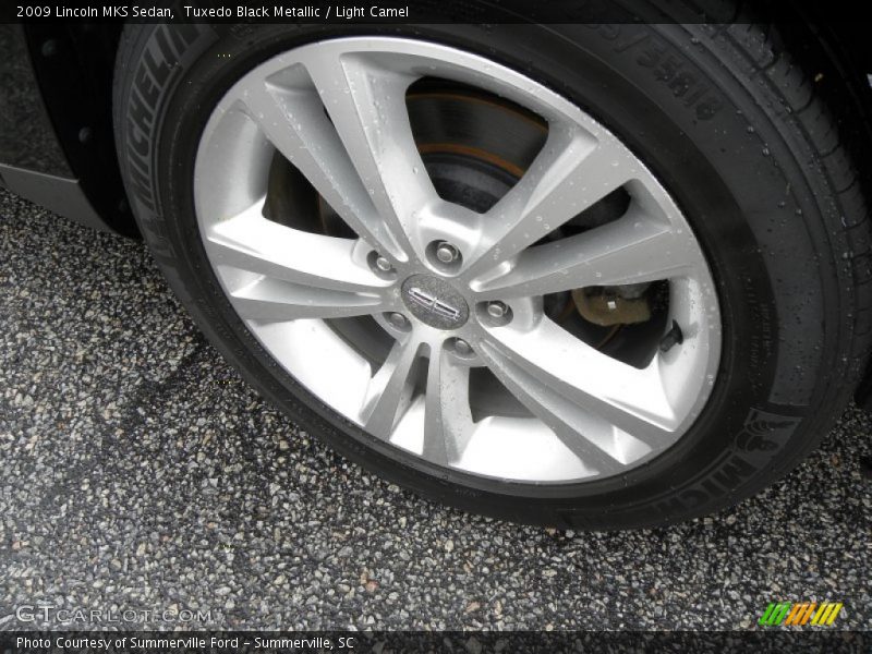 Tuxedo Black Metallic / Light Camel 2009 Lincoln MKS Sedan