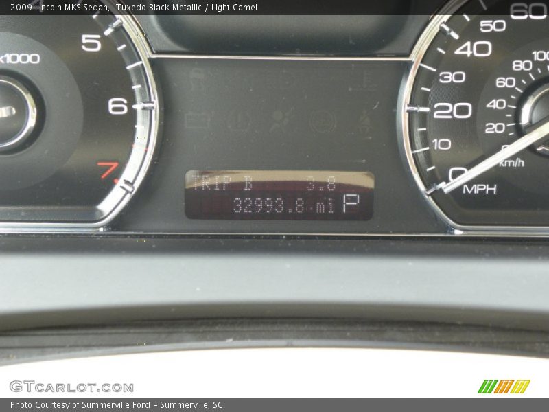 Tuxedo Black Metallic / Light Camel 2009 Lincoln MKS Sedan