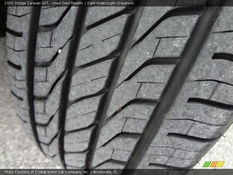 Linen Gold Metallic / Dark Khaki/Light Graystone 2005 Dodge Caravan SXT