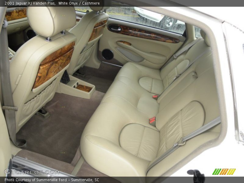 White Onyx / Cashmere 2001 Jaguar XJ Vanden Plas