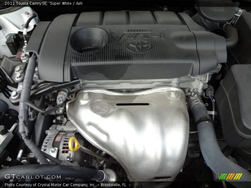 Super White / Ash 2011 Toyota Camry SE
