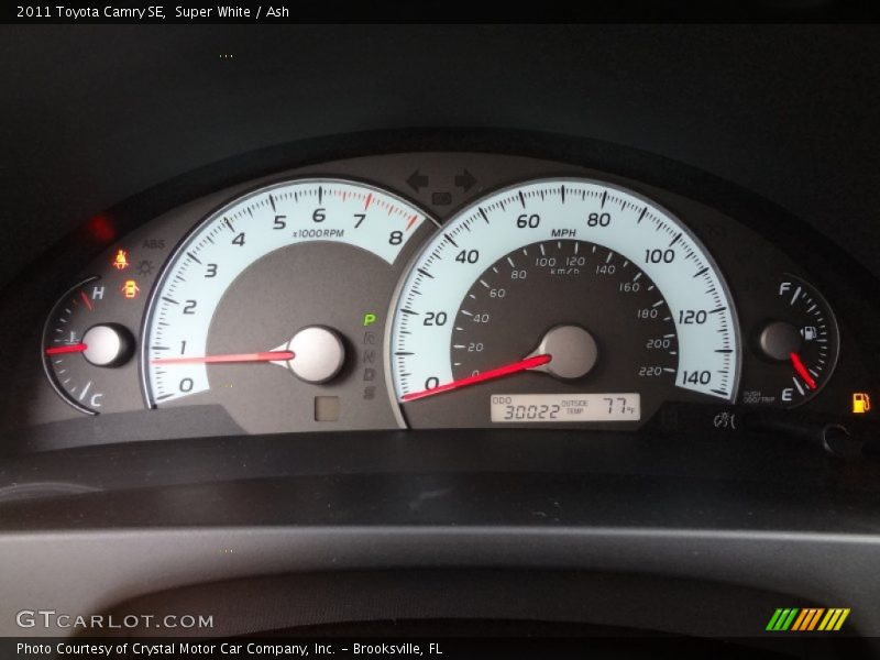 Super White / Ash 2011 Toyota Camry SE