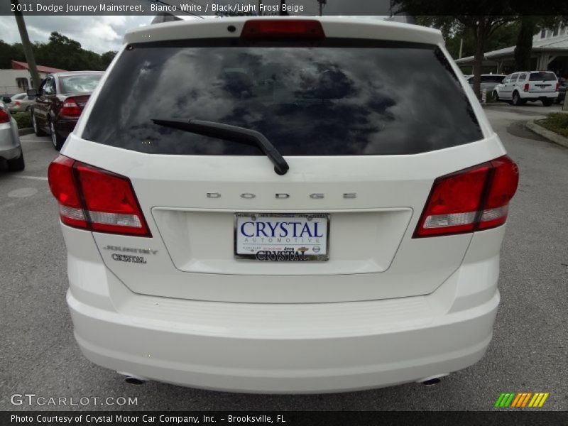 Bianco White / Black/Light Frost Beige 2011 Dodge Journey Mainstreet