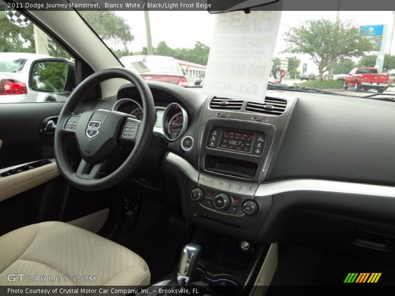 Bianco White / Black/Light Frost Beige 2011 Dodge Journey Mainstreet