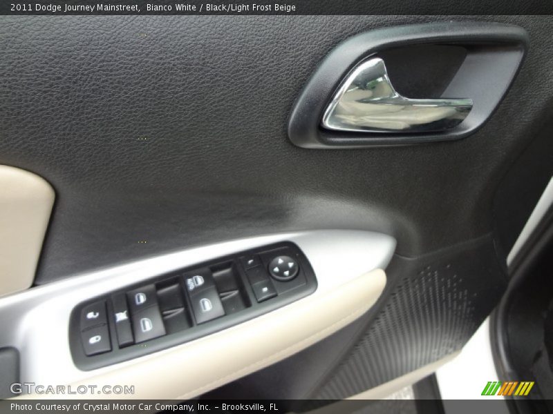 Bianco White / Black/Light Frost Beige 2011 Dodge Journey Mainstreet