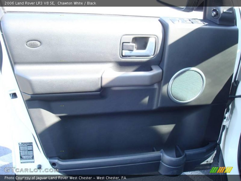 Chawton White / Black 2006 Land Rover LR3 V8 SE