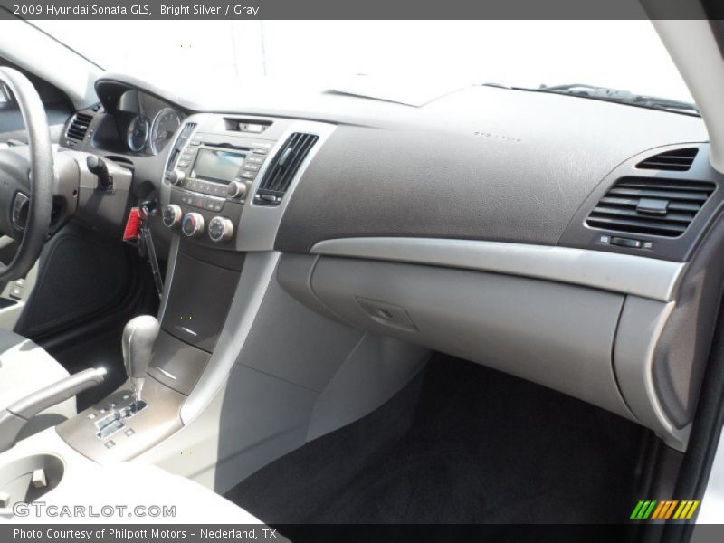 Bright Silver / Gray 2009 Hyundai Sonata GLS