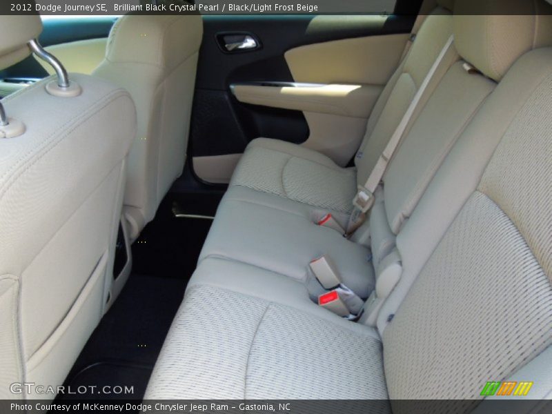 Brilliant Black Crystal Pearl / Black/Light Frost Beige 2012 Dodge Journey SE