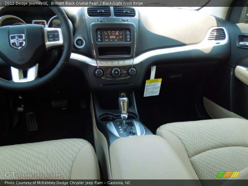 Brilliant Black Crystal Pearl / Black/Light Frost Beige 2012 Dodge Journey SE
