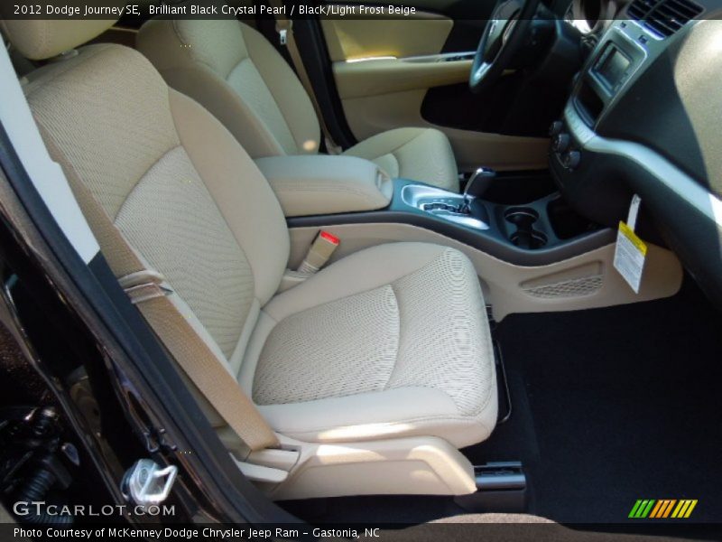 Brilliant Black Crystal Pearl / Black/Light Frost Beige 2012 Dodge Journey SE