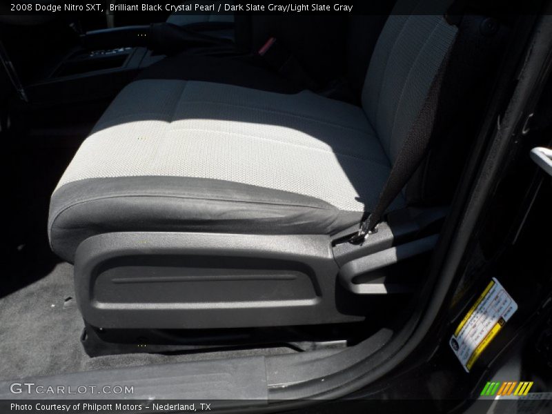Brilliant Black Crystal Pearl / Dark Slate Gray/Light Slate Gray 2008 Dodge Nitro SXT