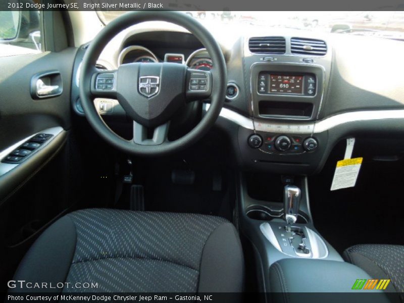 Bright Silver Metallic / Black 2012 Dodge Journey SE