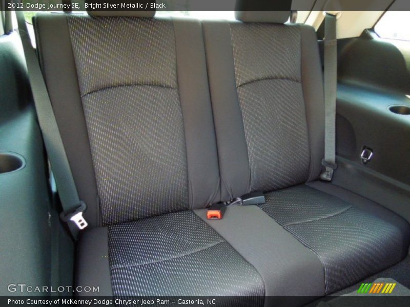 Bright Silver Metallic / Black 2012 Dodge Journey SE