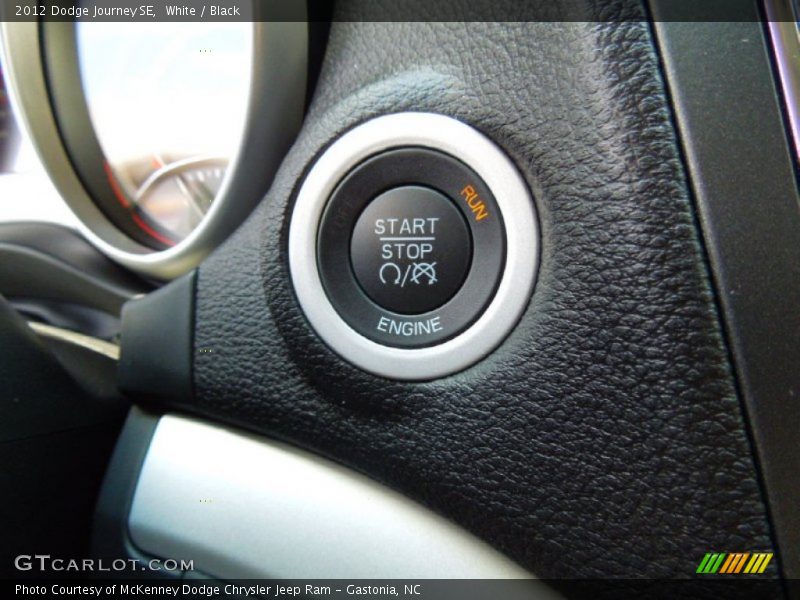 White / Black 2012 Dodge Journey SE