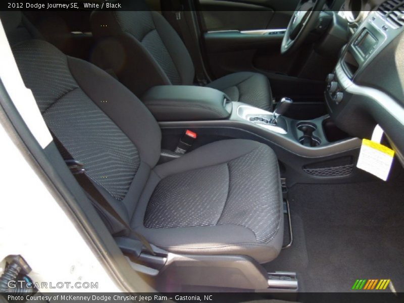 White / Black 2012 Dodge Journey SE