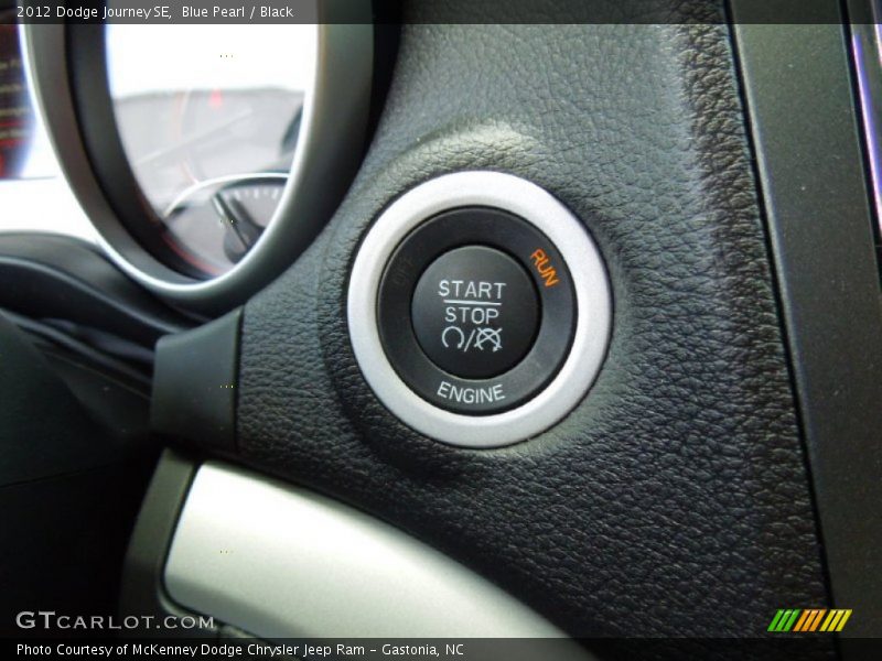 Blue Pearl / Black 2012 Dodge Journey SE