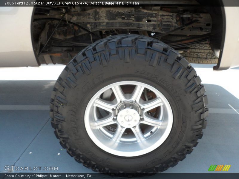 Arizona Beige Metallic / Tan 2006 Ford F250 Super Duty XLT Crew Cab 4x4