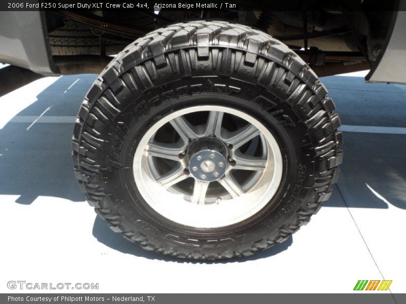 Arizona Beige Metallic / Tan 2006 Ford F250 Super Duty XLT Crew Cab 4x4