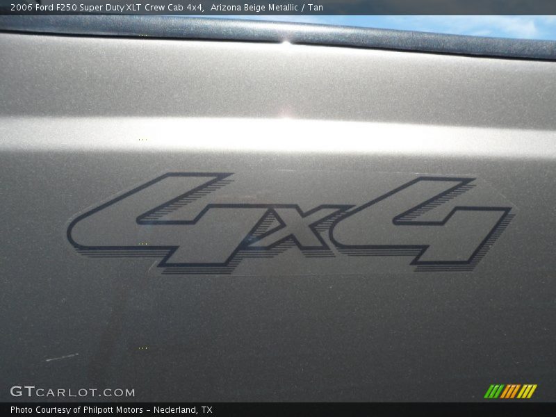 Arizona Beige Metallic / Tan 2006 Ford F250 Super Duty XLT Crew Cab 4x4