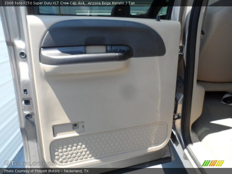 Arizona Beige Metallic / Tan 2006 Ford F250 Super Duty XLT Crew Cab 4x4