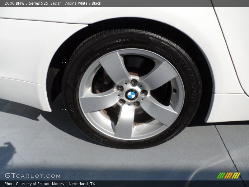 Alpine White / Black 2006 BMW 5 Series 525i Sedan