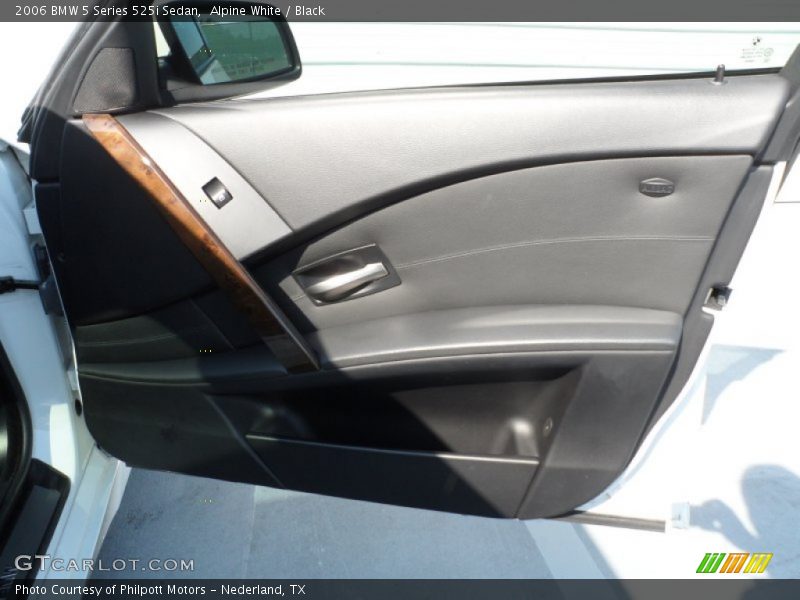 Alpine White / Black 2006 BMW 5 Series 525i Sedan