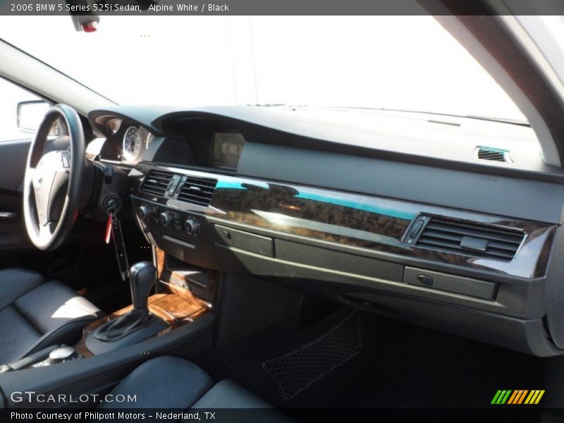 Alpine White / Black 2006 BMW 5 Series 525i Sedan