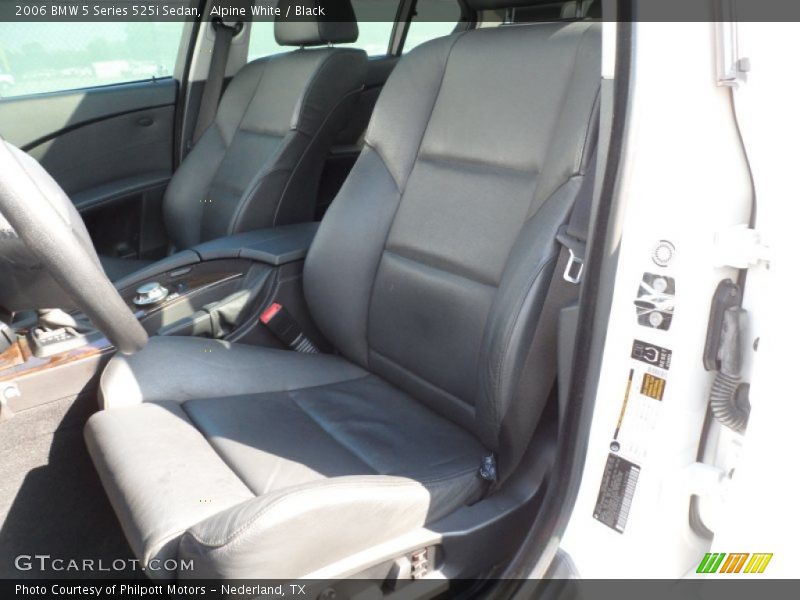 Alpine White / Black 2006 BMW 5 Series 525i Sedan