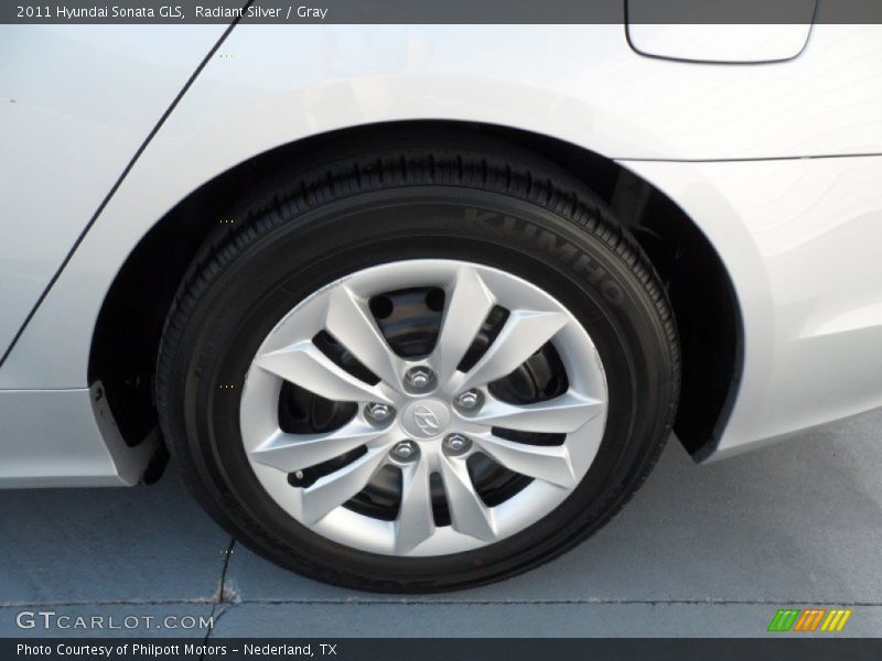 Radiant Silver / Gray 2011 Hyundai Sonata GLS