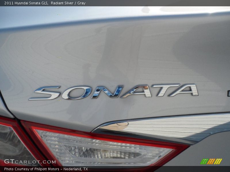 Radiant Silver / Gray 2011 Hyundai Sonata GLS