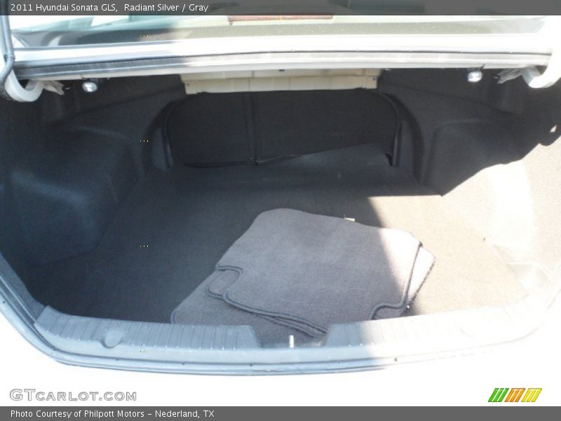 Radiant Silver / Gray 2011 Hyundai Sonata GLS